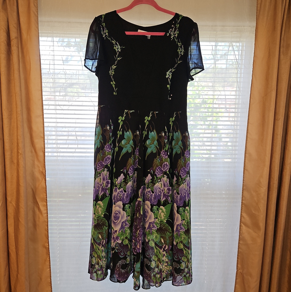 Tendency Beautiful Black with Purple & Green Floral Midi Dress